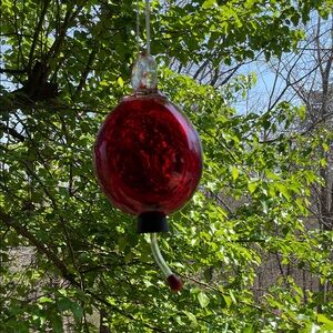 RED BLOWN GLASS HUMMINGBIRD FEEDER